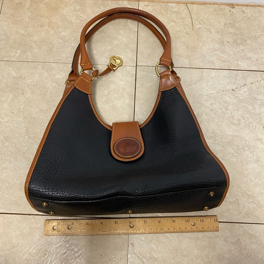 Dooney and bourke black leather hobo bag